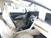 Cần bán xe Mitsubishi Xpander đời 2020, màu trắng, nhập khẩu 