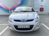 Bán Hyundai i20 1.4 AT đời 2010, màu bạc, xe nhập chính chủ