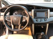 Cần bán Toyota Innova sản xuất năm 2017, số sàn, giá cạnh tranh