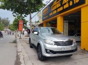 Bán Toyota Fortuner năm sản xuất 2012, màu bạc