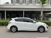 Bán Mazda 3 đời 2010, màu trắng, xe nhập, chính chủ