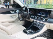 Mercedes Benz E 250_Model 2019, siêu lướt hơn 2v km thôi ạ, sơn zin cả xe, đã check hãng rất kỹ