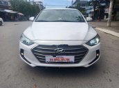 Cần bán Hyundai Elantra 1.6AT năm 2017, màu trắng số tự động