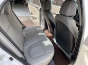 Cần bán lại xe Hyundai Accent năm 2016, màu trắng, nhập khẩu  