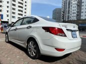 Cần bán lại xe Hyundai Accent năm 2016, màu trắng, nhập khẩu  