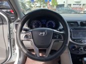 Cần bán lại xe Hyundai Accent năm 2016, màu trắng, nhập khẩu  