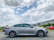 Bán ô tô Kia Optima 2.0 AT Luxury đời 2020, màu bạc, giá tốt