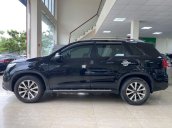 Bán xe Kia Sorento năm 2015, màu đen, chính chủ