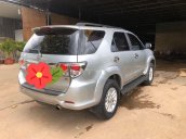 Cần bán xe Toyota Fortuner năm sản xuất 2012, 556 triệu