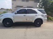 Bán Toyota Fortuner đời 2016, màu bạc, xe nhập  