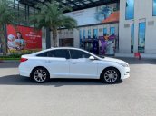 Bán Hyundai Sonata sản xuất năm 2015, nhập khẩu nguyên chiếc còn mới