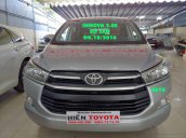 Bán Toyota Innova 2.0E 2016, màu bạc, số sàn