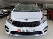 Bán Kia Rondo 2017 tự động Form mới màu trắng biển Sài Gòn, xe cực đẹp