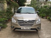 Chính chủ tôi cần bán chiếc Toyota Innova 2.0E xịn bản đủ, sản xuất 2015