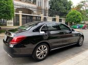 Cần bán lại xe Mercedes C200 đời 2017, màu đen