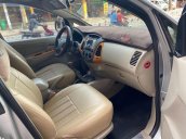 Cần bán gấp Toyota Innova sản xuất năm 2010 giá cạnh tranh