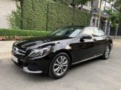 Cần bán lại xe Mercedes C200 đời 2017, màu đen