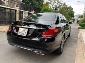 Cần bán lại xe Mercedes C200 đời 2017, màu đen