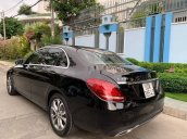 Cần bán lại xe Mercedes C200 đời 2017, màu đen