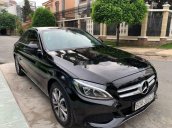 Cần bán lại xe Mercedes C200 đời 2017, màu đen