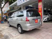 Cần bán gấp Toyota Innova sản xuất năm 2010 giá cạnh tranh