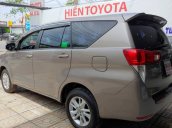 Bán Toyota Innova 2.0E năm 2019, màu bạc như mới