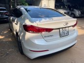 Bán Hyundai Elantra sản xuất năm 2017 giá cạnh tranh