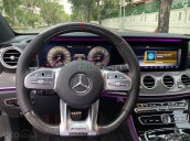 Bán xe Mercedes E300 AMG màu đen nhập khẩu 2016, - trả trước 800 triệu nhận xe