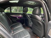 Bán xe Mercedes E300 AMG màu đen nhập khẩu 2016, - trả trước 800 triệu nhận xe