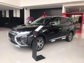 Toàn quốc thanh lý xe Outlander 2019, chưa đăng ký