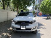 Bán xe Ford Everest Titanium 4x2AT năm 2019, màu trắng, nhập khẩu nguyên chiếc  