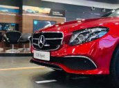 Cần bán xe Mercedes E200 2020, màu đỏ