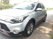 Bán Hyundai i20 Active sản xuất năm 2015, nhập khẩu nguyên chiếc còn mới