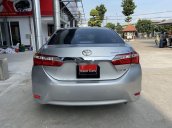 Cần bán lại xe Toyota Corolla Altis sản xuất năm 2016, màu bạc