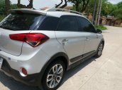 Bán Hyundai i20 Active sản xuất năm 2015, nhập khẩu nguyên chiếc còn mới