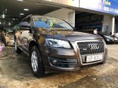 Cần bán Audi Q5 2.0 AT đời 2011, màu nâu, nhập khẩu giá cạnh tranh