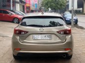 Cần bán Mazda 3 1.5 AT đời 2017, màu vàng còn mới