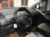 Chính chủ cần bán nhanh chiếc Toyota Yaris 1.0MT, đười 2010, xe còn hoàn toàn mới