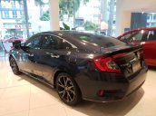 Honda Civic RS 2020 khuyến mãi khủng tặng phụ kiện