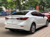 Cần bán Mazda 3 1.5 AT sản xuất năm 2017, màu trắng, giá 555tr