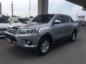 Cần bán lại xe Toyota Hilux đời 2016, xe nhập