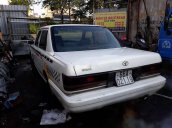 Bán ô tô Toyota Crown sản xuất 1982 còn mới, giá tốt