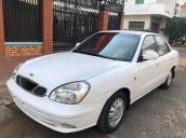 Bán ô tô Daewoo Nubira sản xuất 2002, màu trắng còn mới