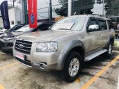 Cần bán lại xe Ford Everest sản xuất 2008, màu hồng phấn, xe gia đình, giá tốt 379 triệu đồng