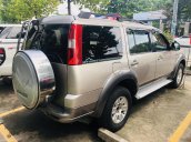 Cần bán lại xe Ford Everest sản xuất 2008, màu hồng phấn, xe gia đình, giá tốt 379 triệu đồng