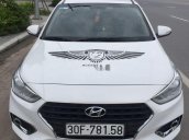 Cần bán xe Hyundai Accent sản xuất năm 2019, màu trắng số sàn, giá tốt