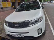 Cần bán Kia Sorento sản xuất năm 2014, màu trắng