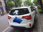 Cần bán Kia Sorento sản xuất năm 2014, màu trắng