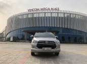 Bán Toyota Innova năm sản xuất 2017, màu bạc ít sử dụng 