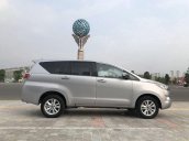 Bán Toyota Innova năm sản xuất 2017, màu bạc ít sử dụng 